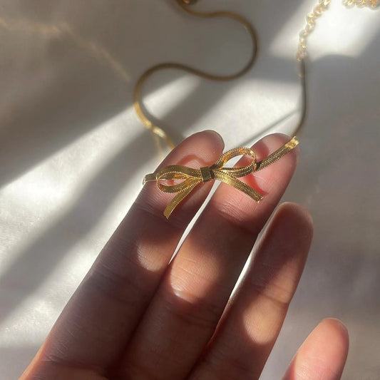 18 KT Gold Plated Elegant Bow Necklace