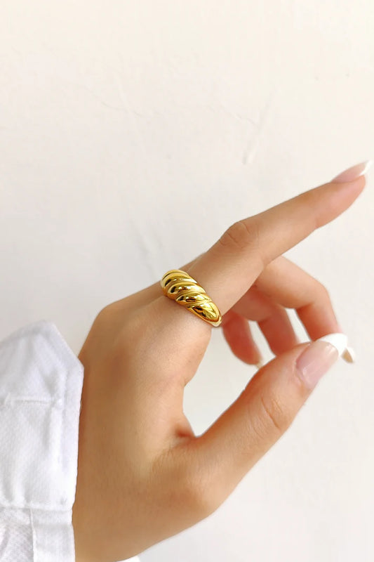 18 KT Gold plated - Croissant Ring