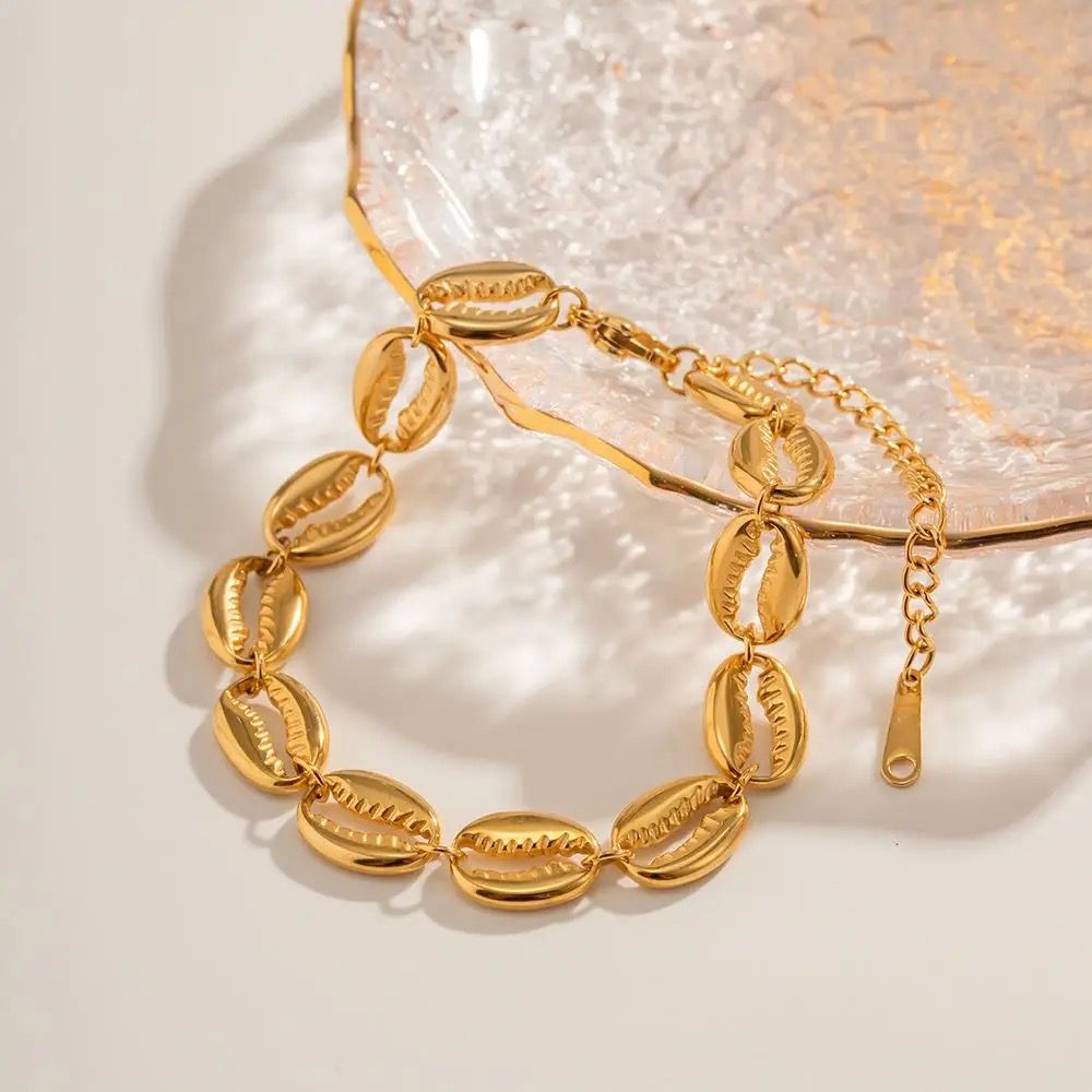 18 KT Gold Plated Beach Shell Bracelet