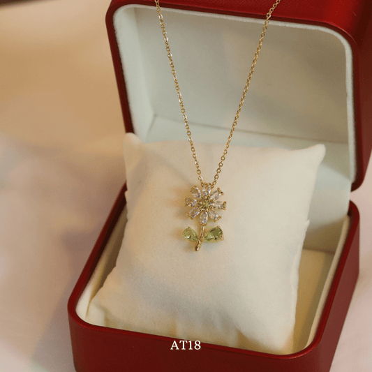 Blooming Flower Necklace